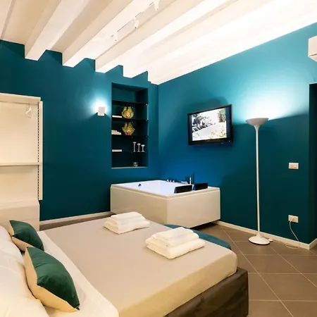 Διαμέρισμα Carlo Con Vasca Idromassaggio