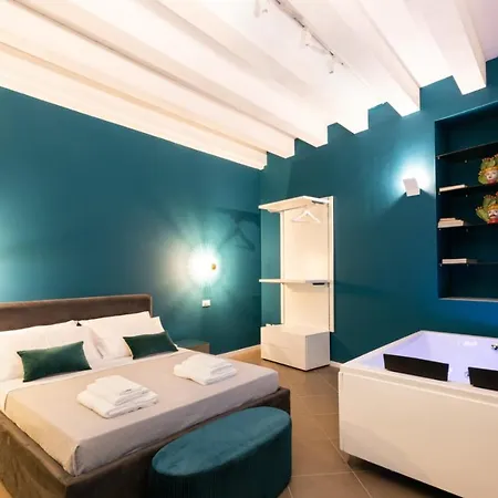 Carlo Con Vasca Idromassaggio *